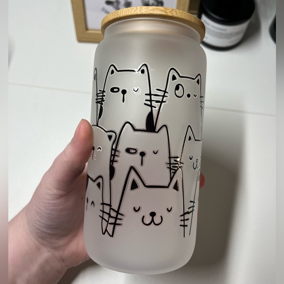 Frosted Cat Design Glass Jar with Bamboo Lid - Picture 4 of 4